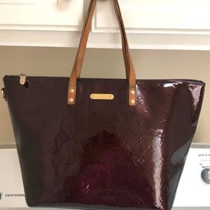 LOUIS VUITTON Vernis Bellevue GM